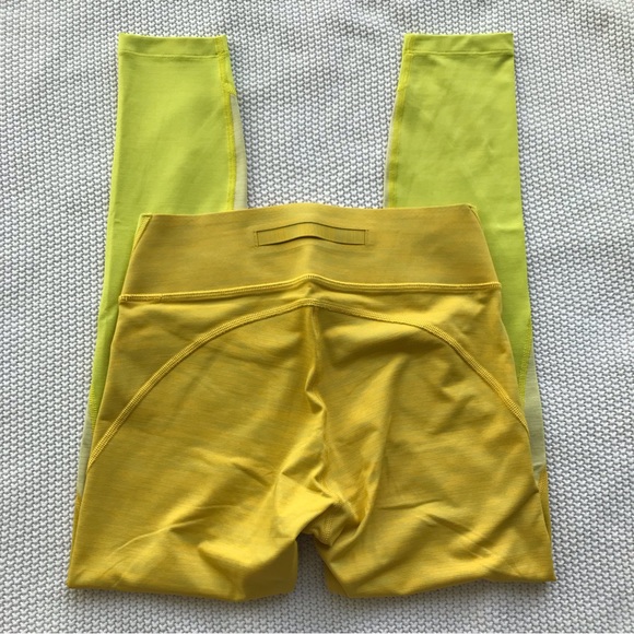 NWT Outdoor Voices TechSweat 7/8 Zoom Leggings Key Lime/Sunshine/Lemongrass, S - Picture 5 of 7